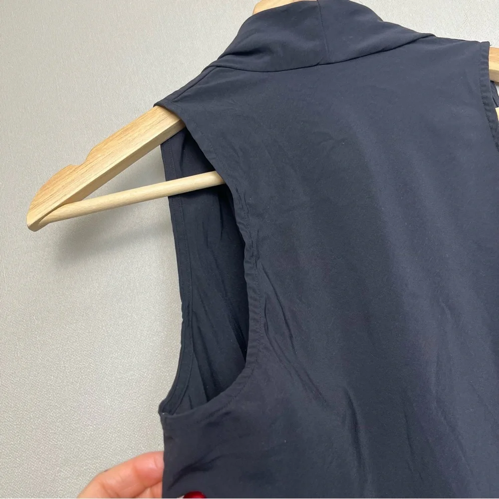 Lululemon‎ Black V Neck Draped Tank Size Small